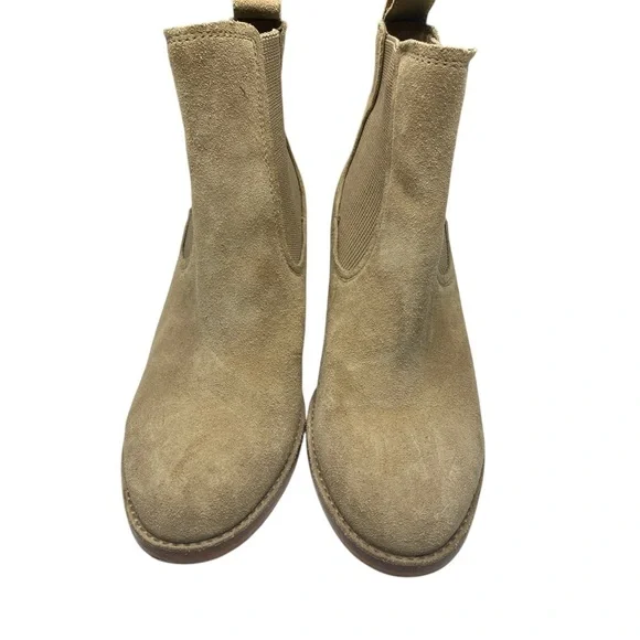 UGG Women's Tan Suede Ankle Boots - Picture 4 of 8